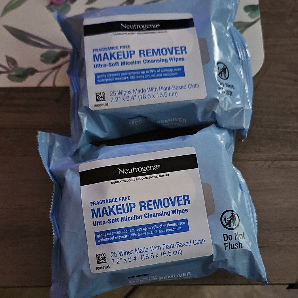Neutrogena Blue Fragrance Free Makeup Remover Wipes ( Bundle 2)